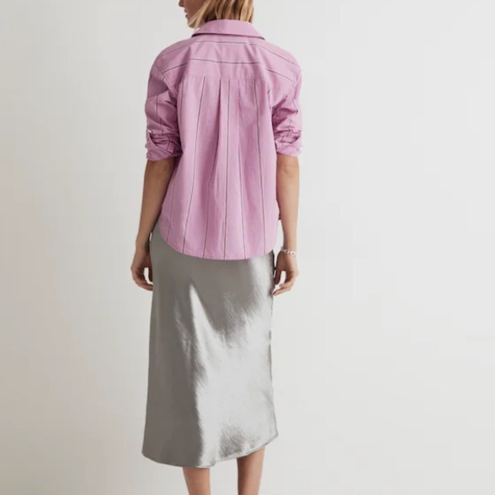 Madewell Signature Poplin Oversized Boyshirt in Stripe
Light Petunia
Size Large - Picture 4 of 6